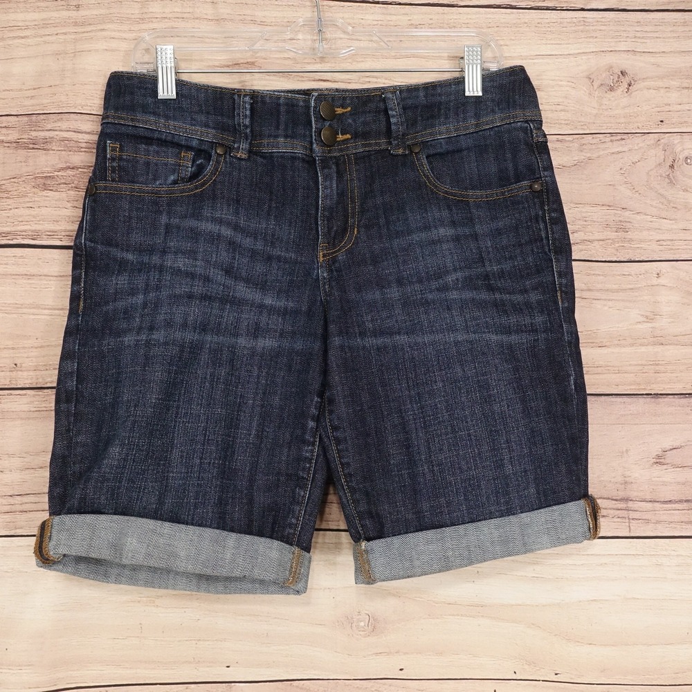 CAbi Bermuda Denim Shorts Womens Size 6 Blue 32 Waist 9 Inseam Cuffed Stretch